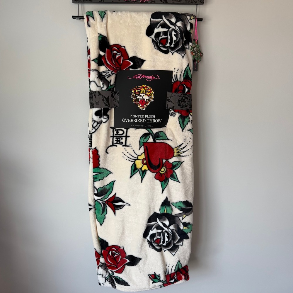 New Ed Hardy Cream Black Red Throw Blanket 60x70 Roses Skull Gothic Heart Y2K